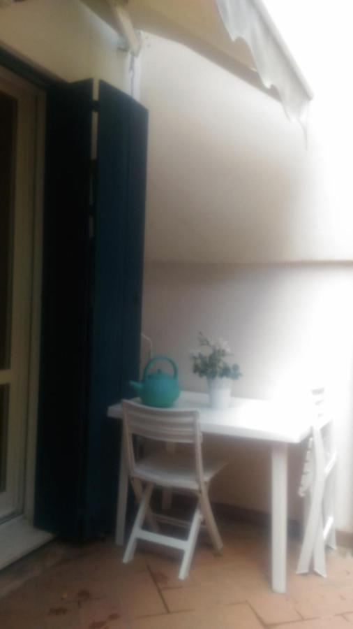 Apartamento Bilocale Centro Storico Pésaro Exterior foto